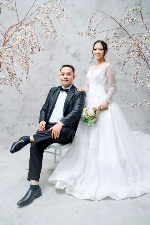 Foto sampul undangan Siska & Maykel