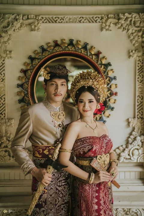 Foto sampul undangan Mery & Ricky