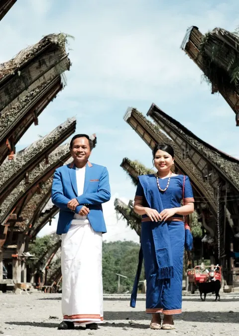 Foto sampul undangan Pangloli & Yenni