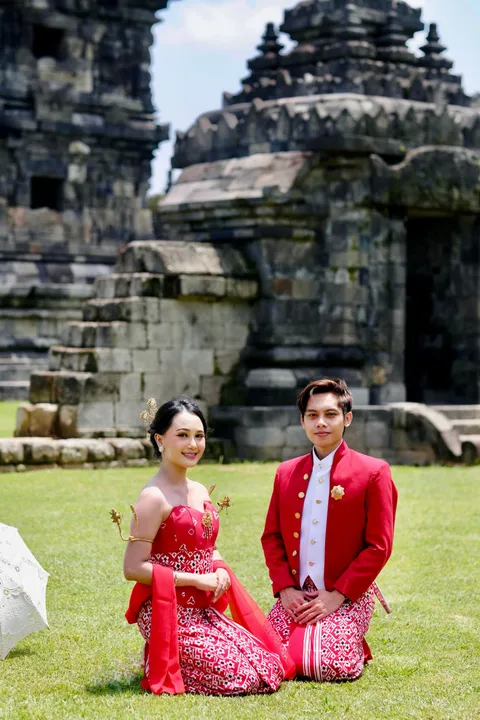Foto sampul undangan Andre & Kinan