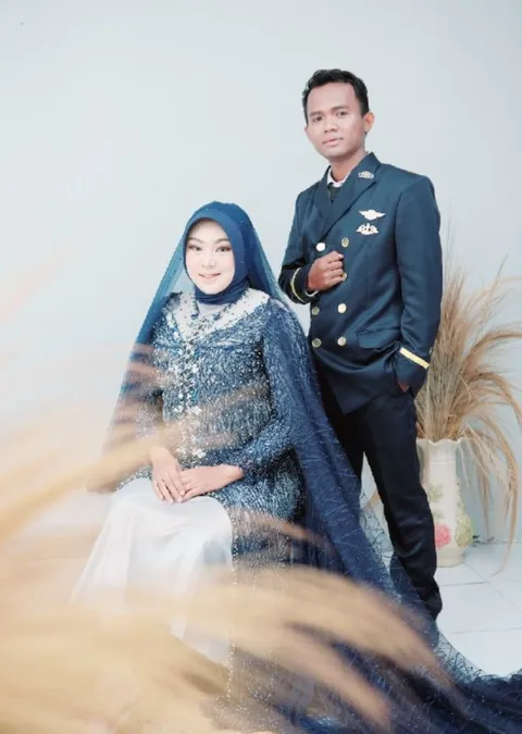 Foto sampul undangan Sanda & Robbi