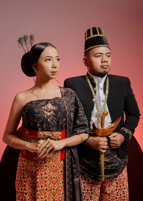 Foto sampul undangan Jati & Lisa