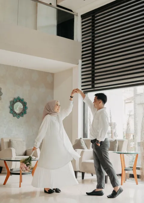 Foto sampul undangan Ariyadi & Nur