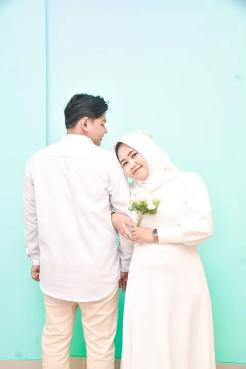 Foto sampul undangan Iki Tb & Alinda