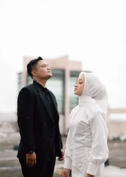 Foto sampul undangan Erefin Krisna Putra & Adinda Mutmainnah
