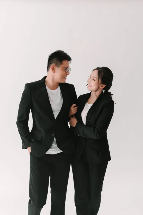 Foto sampul undangan Tisa & Victor