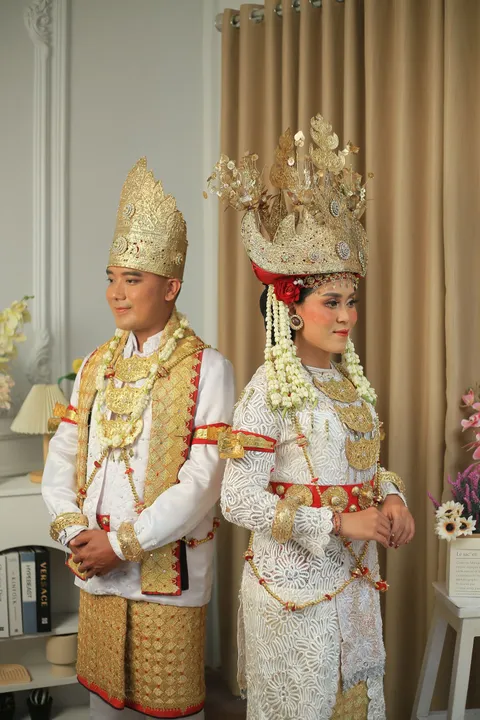 Foto sampul undangan Komang Ayu Risky & Putu Dedi