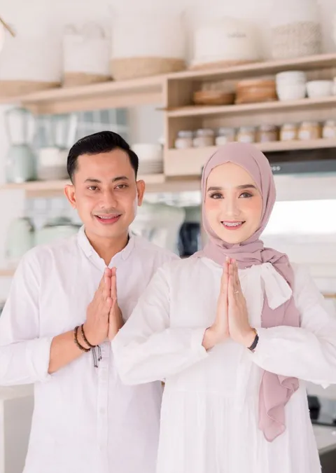 Foto sampul undangan Metdy & Arisca
