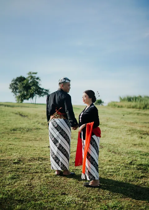 Foto sampul undangan Gama & Sulis