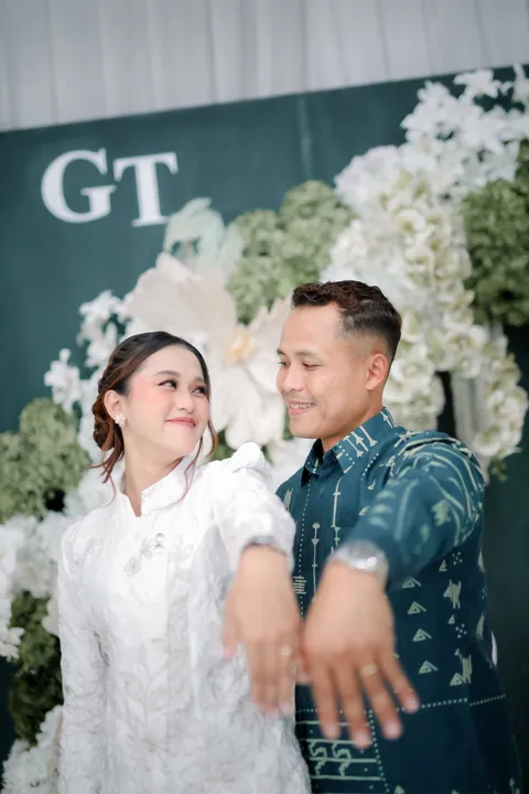 Foto sampul undangan Tanto & Gian