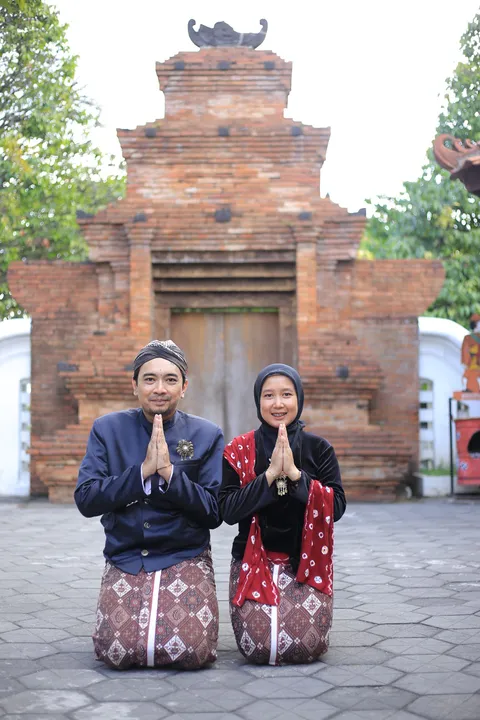 Foto sampul undangan Viga & Indah