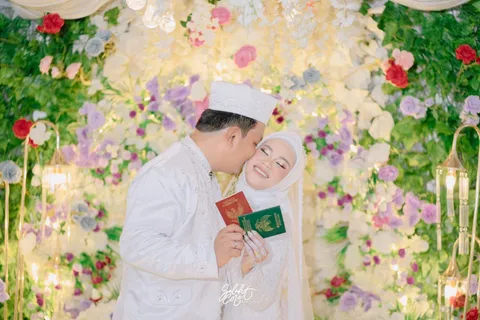 Foto sampul undangan Lisda & Zainal