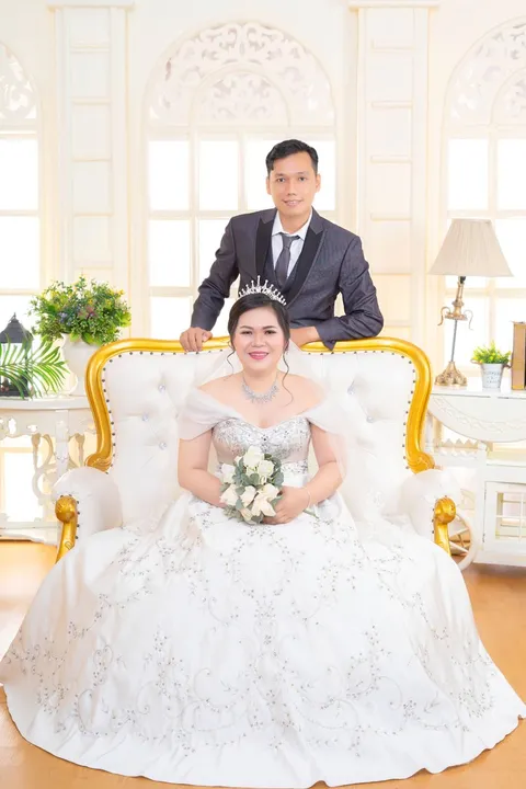 Foto sampul undangan Ratna & Dony