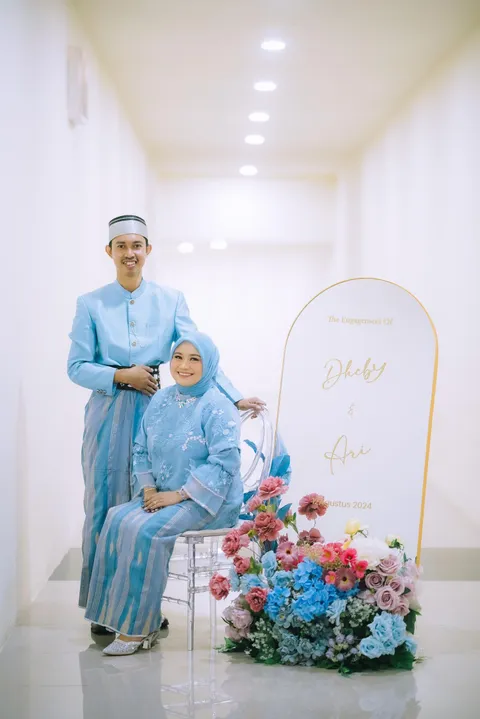 Foto sampul undangan Ari & Dheby