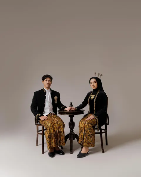 Foto sampul undangan Eko & Hikmah