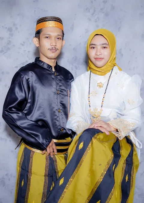 Foto sampul undangan Linda & Hamka