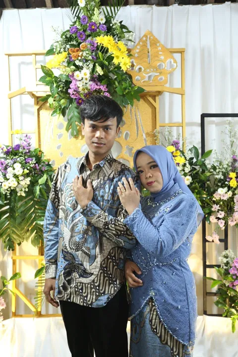 Foto sampul undangan Kiswanto & Iin