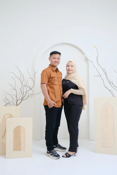 Foto sampul undangan Suwarno & Ita