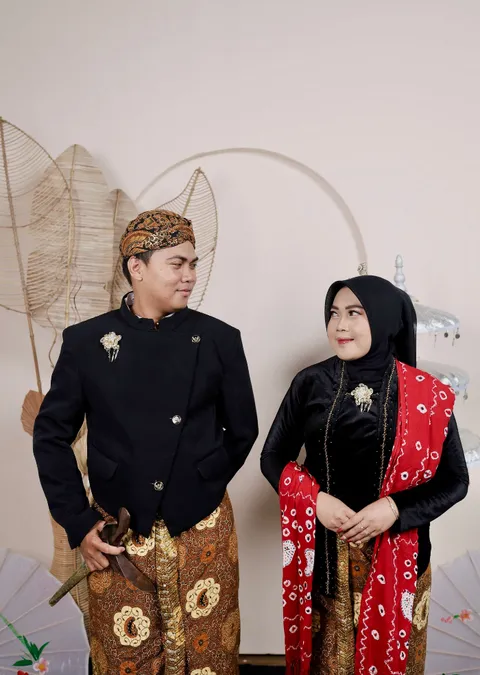 Foto sampul undangan Habibi & Ulfah