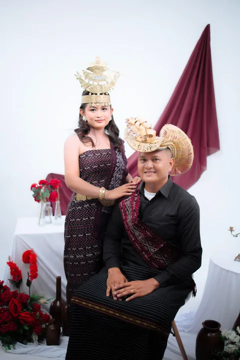Foto sampul undangan Risma & Antonius