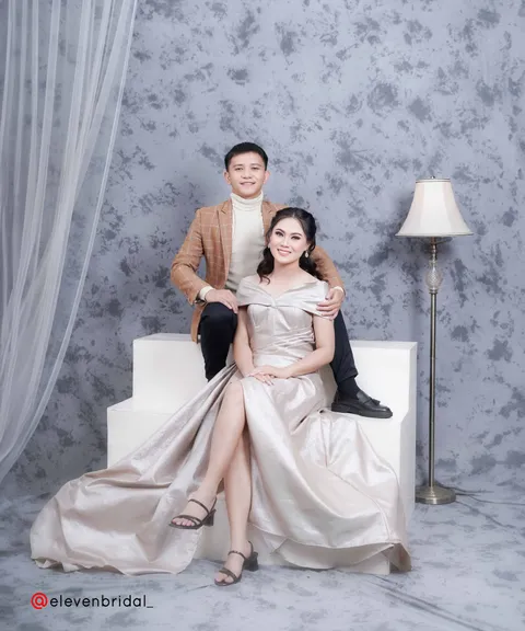 Foto sampul undangan Anjeli & Aldo