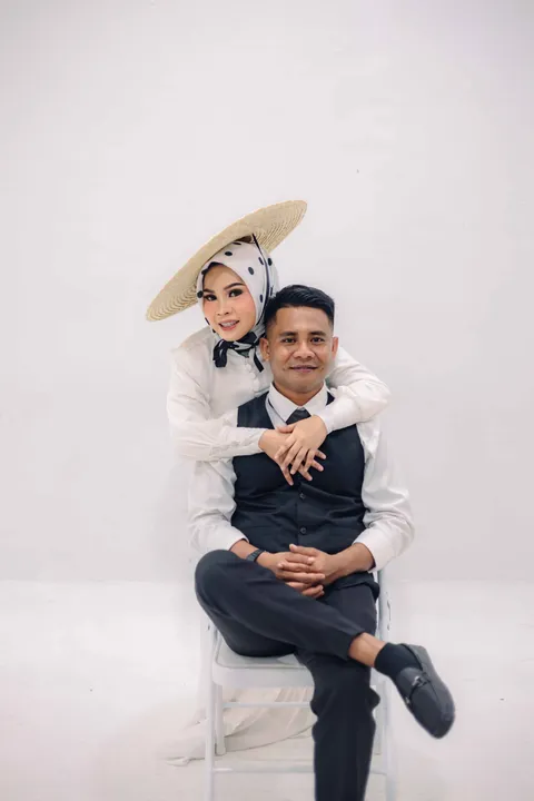 Foto sampul undangan Siya & Ari