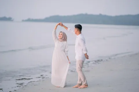 Foto sampul undangan Yusri & Reka