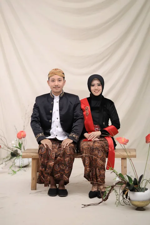 Foto sampul undangan Rio & Tiara