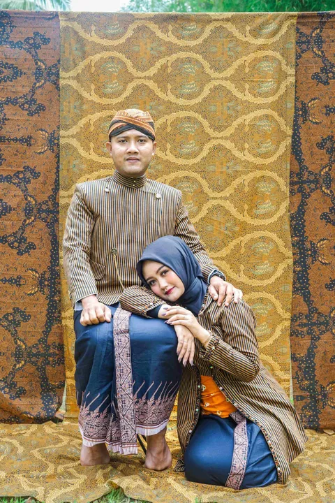 Foto sampul undangan Viola & Daffa
