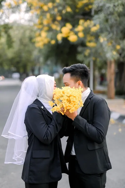 Foto sampul undangan Anissa & Adi