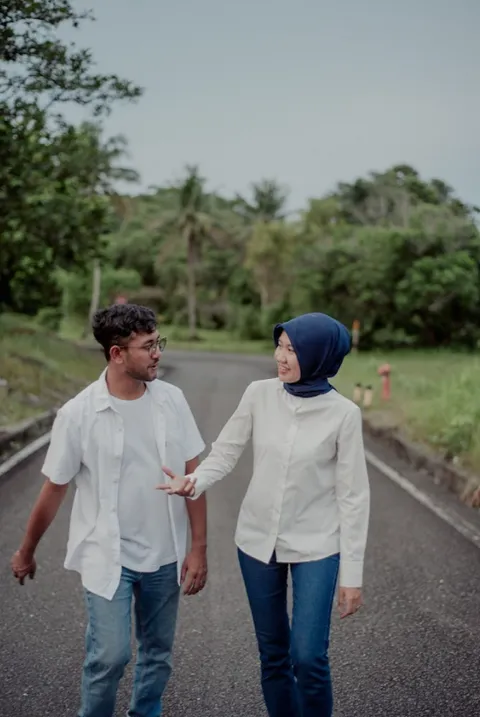 Foto sampul undangan Hayat & Agni