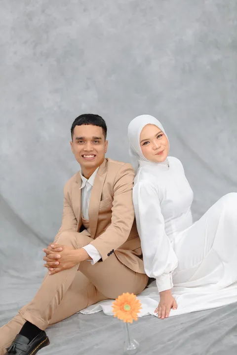 Foto sampul undangan Ari & Hesty