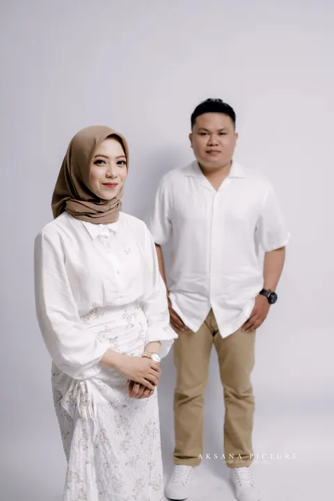 Foto sampul undangan Chandra & Nila