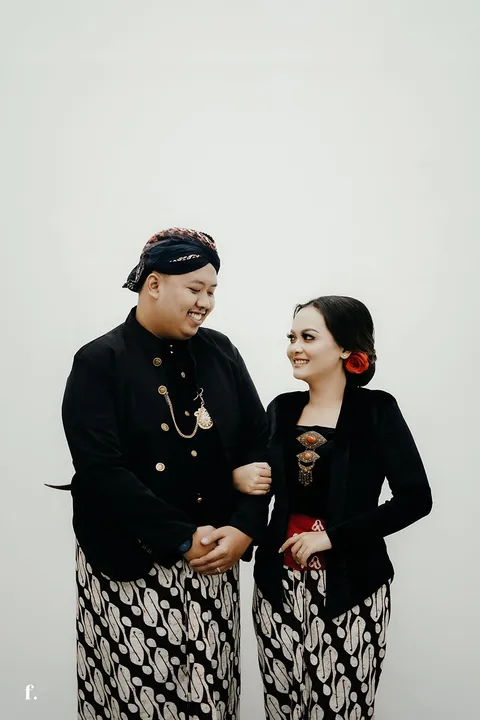 Foto sampul undangan Binar & Idris