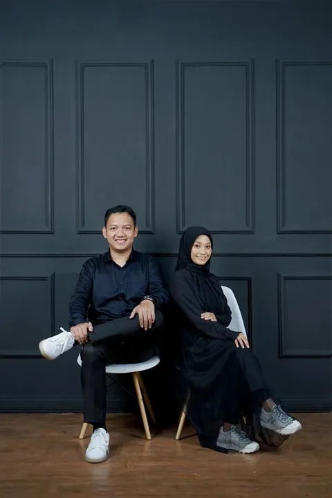 Foto sampul undangan Faris & Sakinah