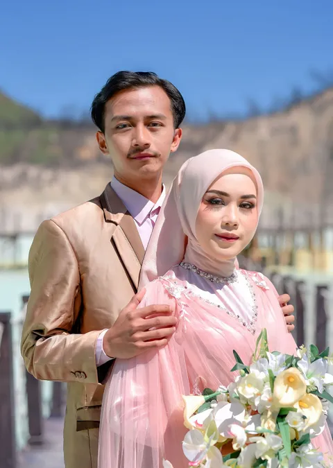 Foto sampul undangan Aden & Rosmella