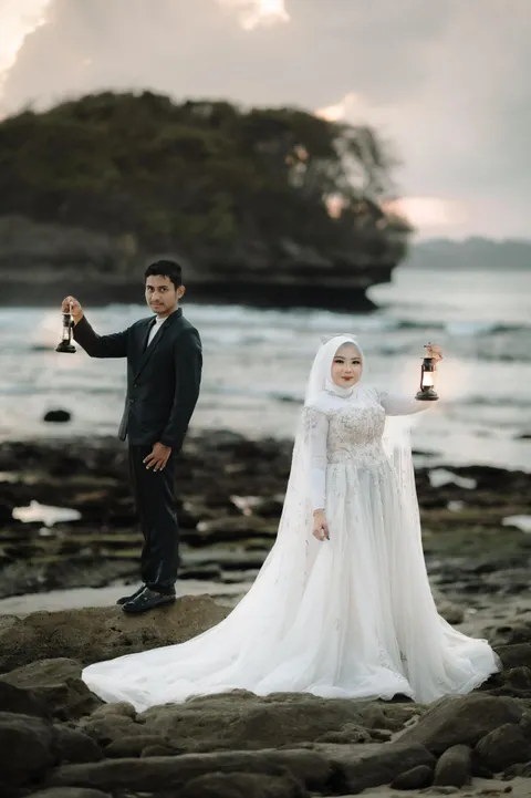 Foto sampul undangan Andi & Putri