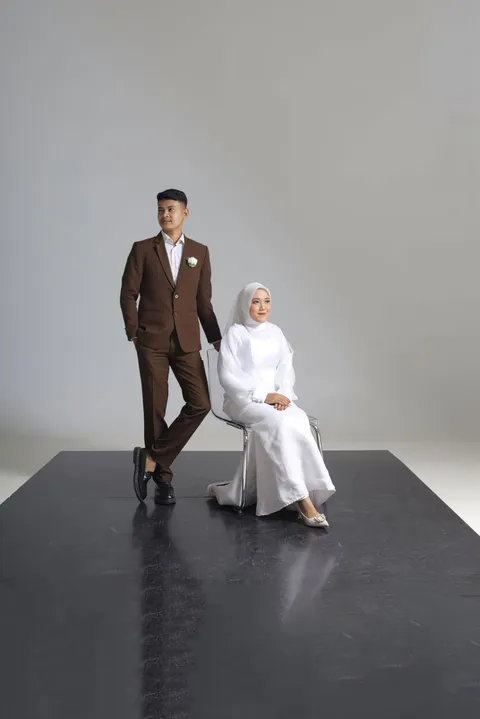 Foto sampul undangan Dhea & Rio