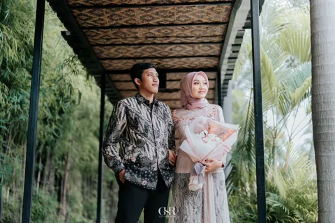 Foto sampul undangan Hayra & Devi
