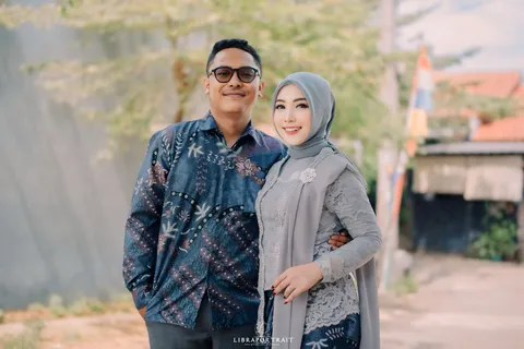 Foto sampul undangan Dewi & Dimas