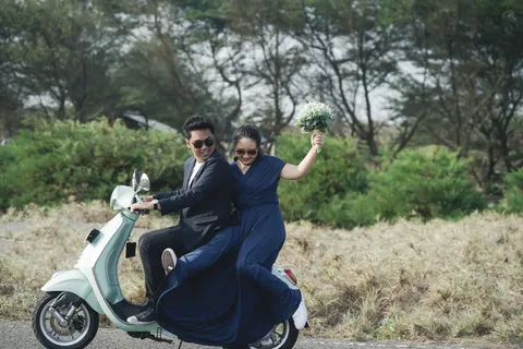 Foto sampul undangan Christine & Paul