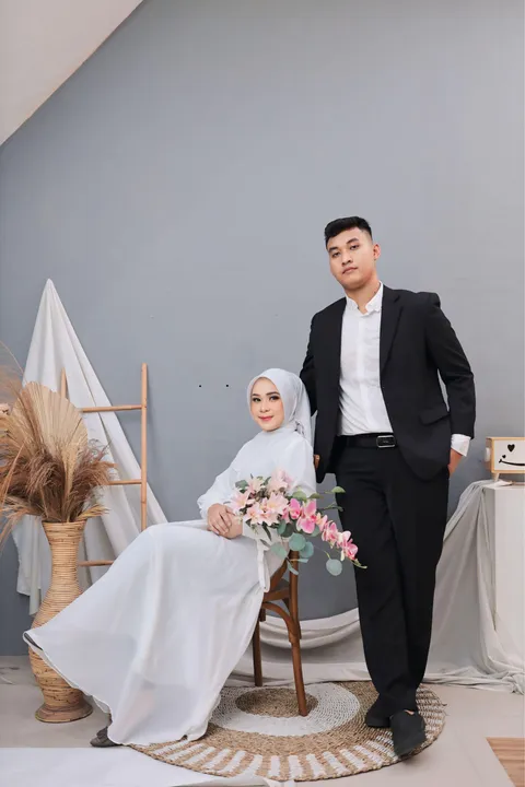 Foto sampul undangan Kurniawan & Frisca