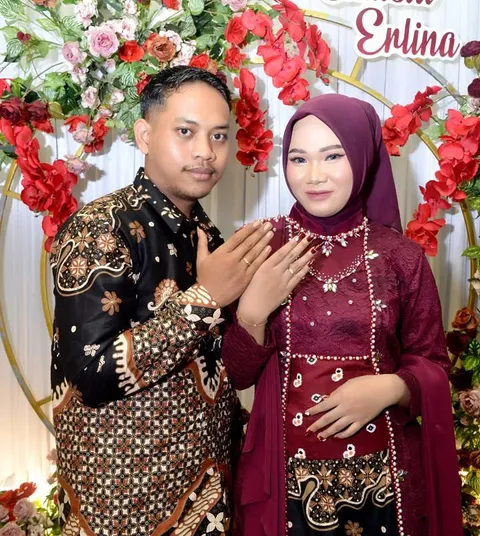 Foto sampul undangan Citra & Eko