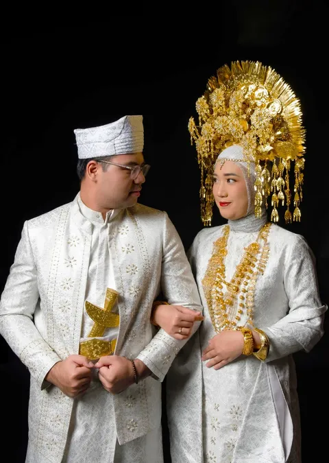Foto sampul undangan Fahmi & Chyntia