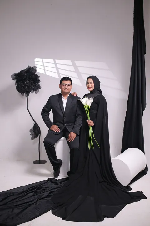 Foto sampul undangan Hazi & Fajar