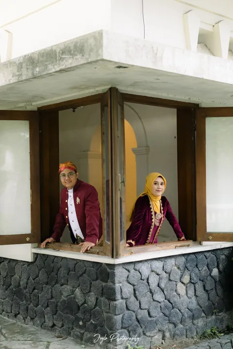 Foto sampul undangan Candra & Astrid
