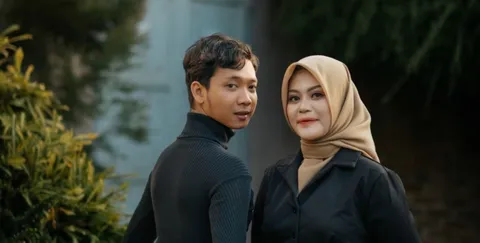 Foto sampul undangan Nanda & Atika