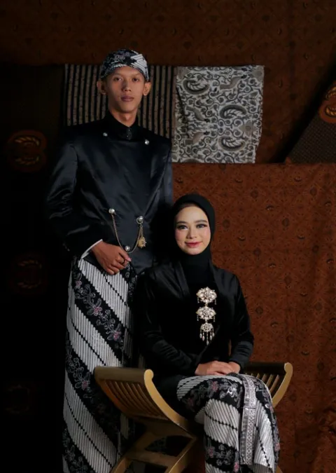 Foto sampul undangan Ara & Hafiz