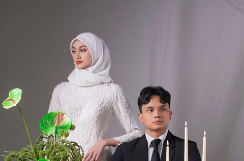 Foto sampul undangan Erika & Altair