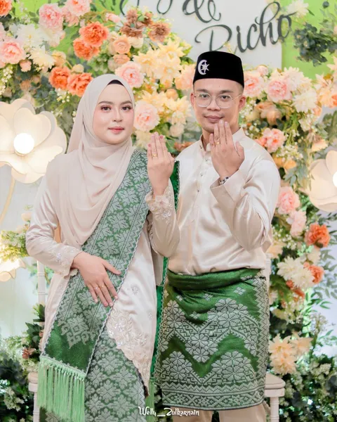 Foto sampul undangan Ayu & Richo